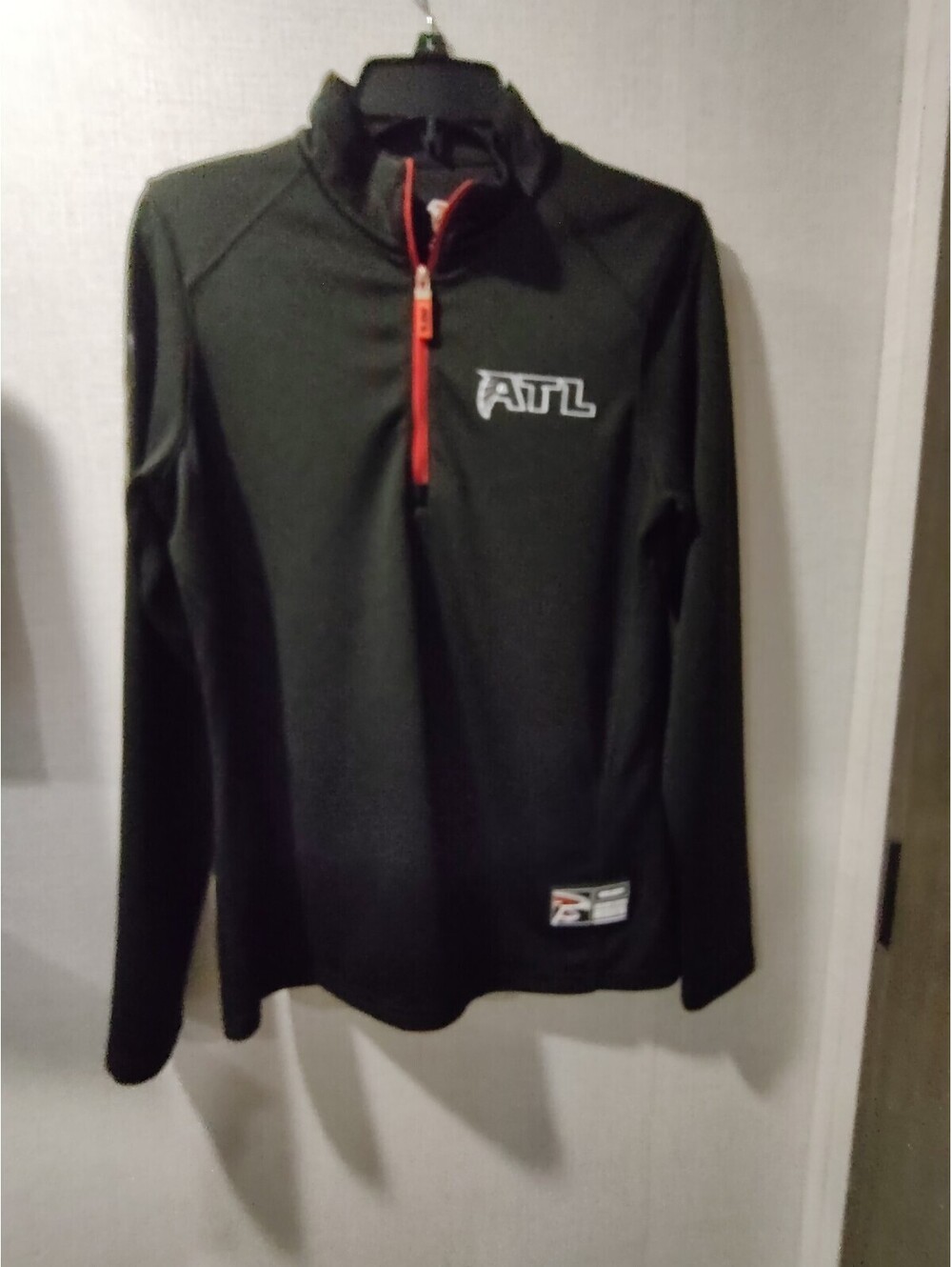 NFL Atlanta Falcons Women's Black Member Exclusive Pullover Medium